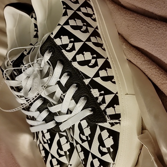 NWOB Karl Lagerfeld Kate diamond 8.5(39)sneakers B&W - Picture 4 of 5
